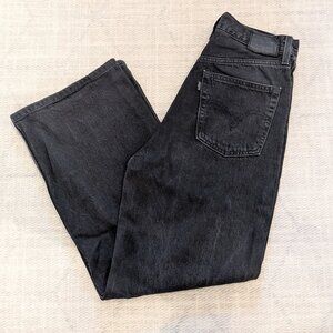 Black High Loose Levi Jeans